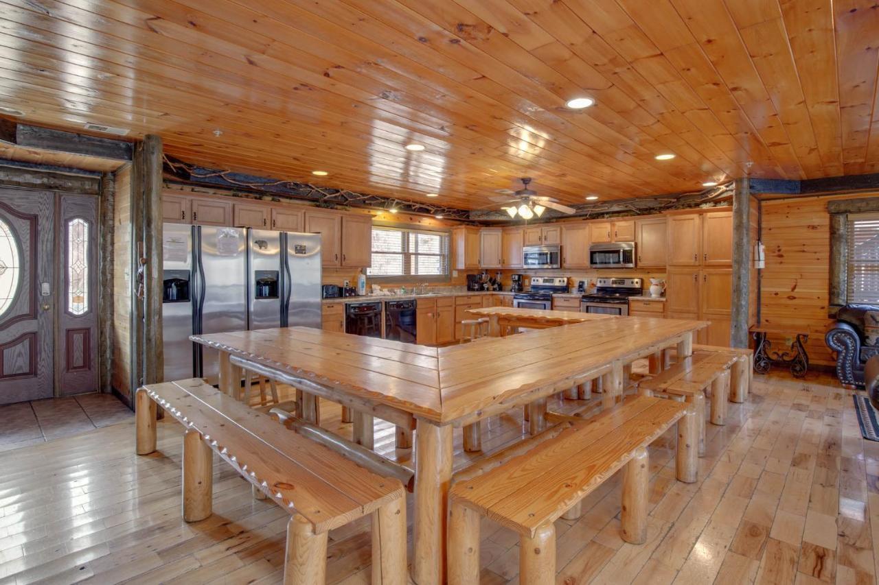 Pine Tree Lodge Gatlinburg Exterior photo