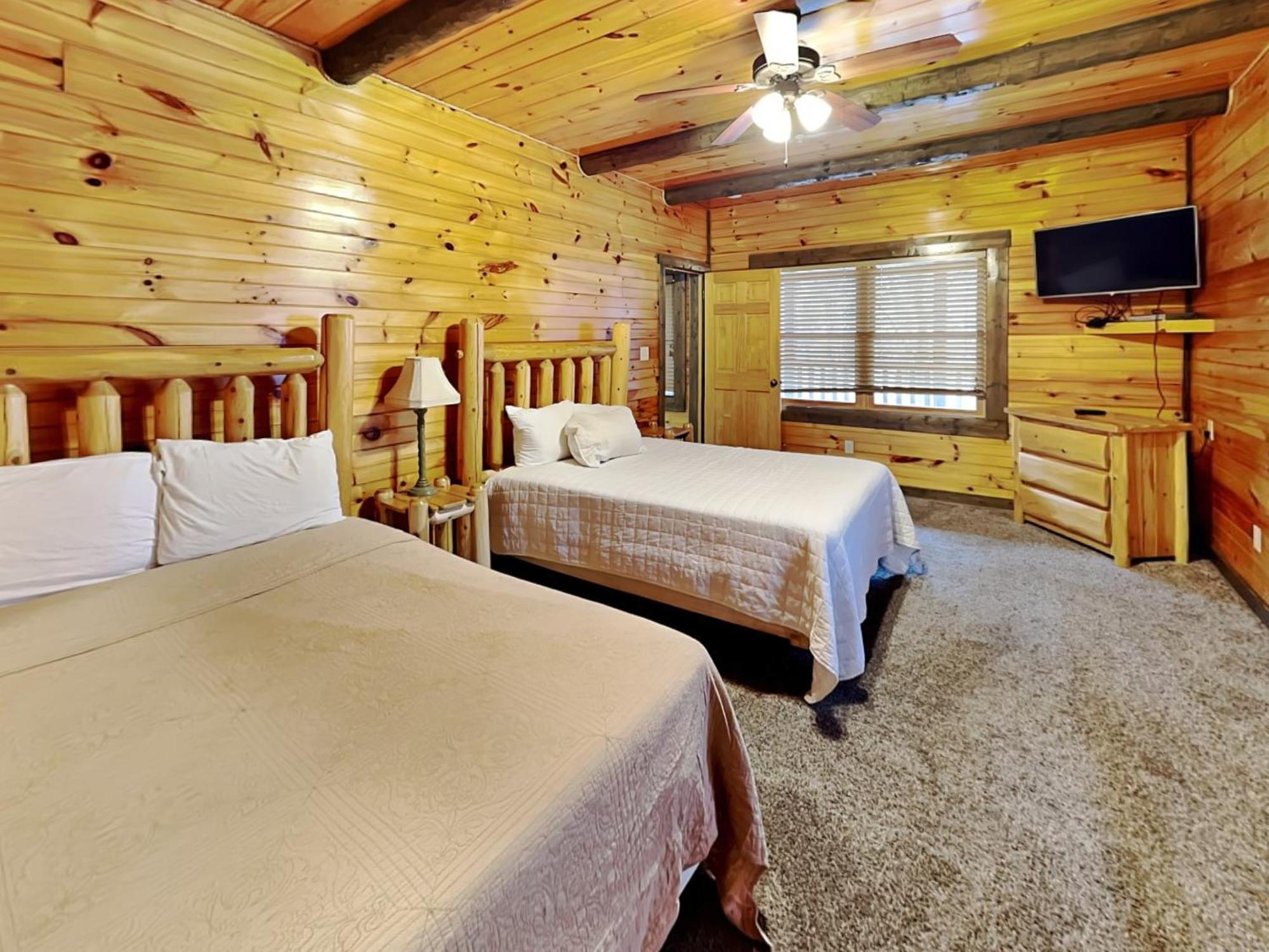 Pine Tree Lodge Gatlinburg Exterior photo